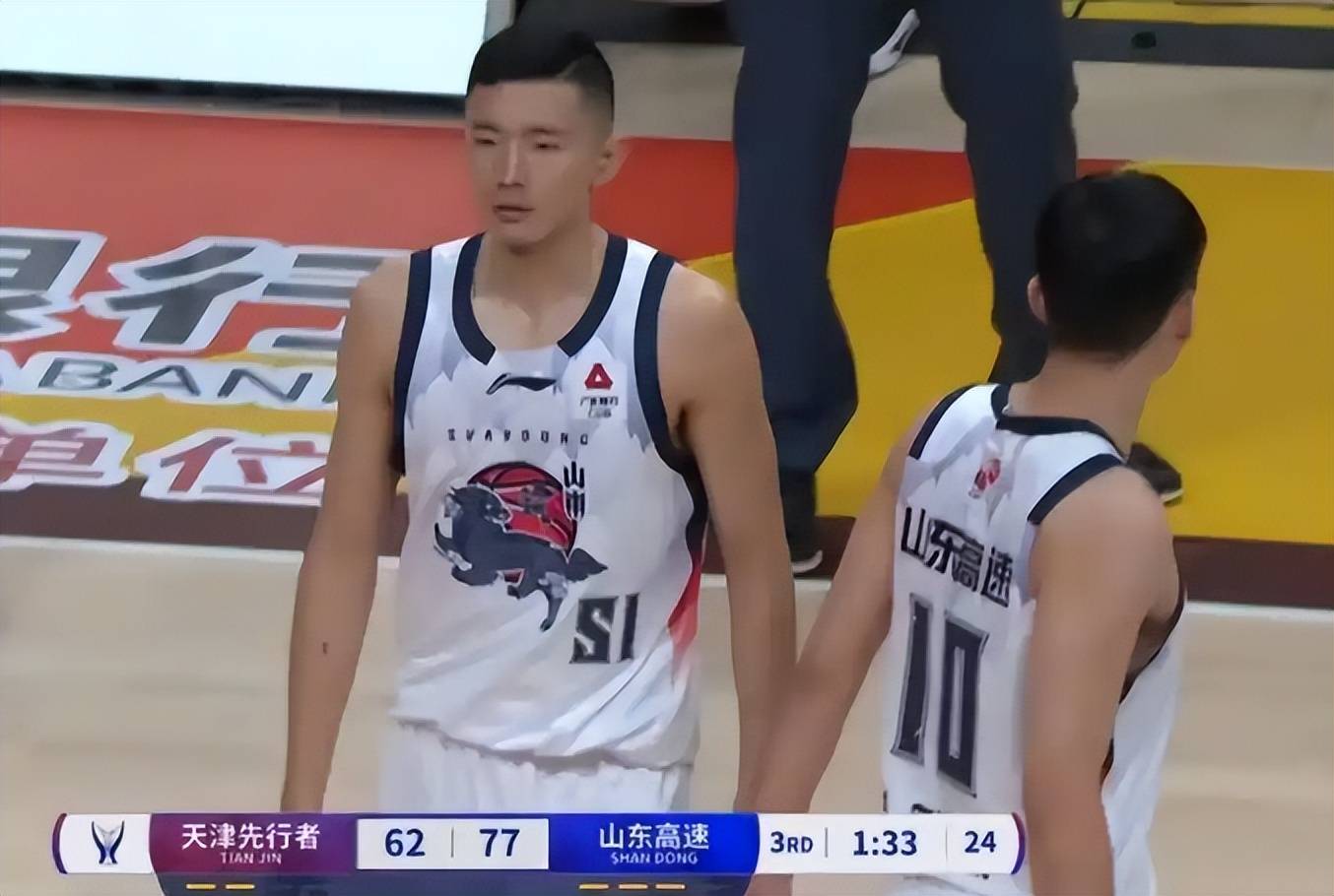 NBA常规赛今晚走向成谜，山东男篮豪取连胜，媒体盛赞，团队化学反应显著的简单介绍-lol外围